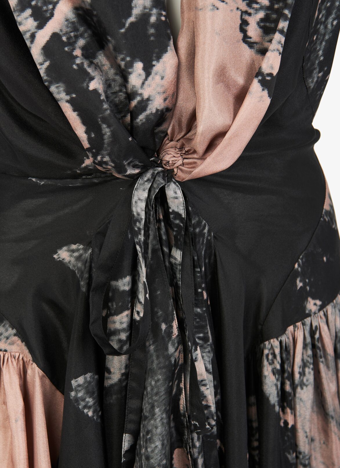 Dresses ALAÏA BLACK/LIGHT PINK DRESSES